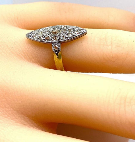 Bague 50 Bague marquise en or jaune 18 carats et diamants, vers 1900 58 Facettes AB653