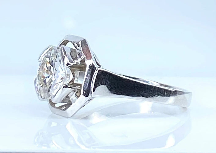 Bague 57 Bague Art déco octogonale en or blanc 18 carats et diamant 1,95 ct 58 Facettes AB654