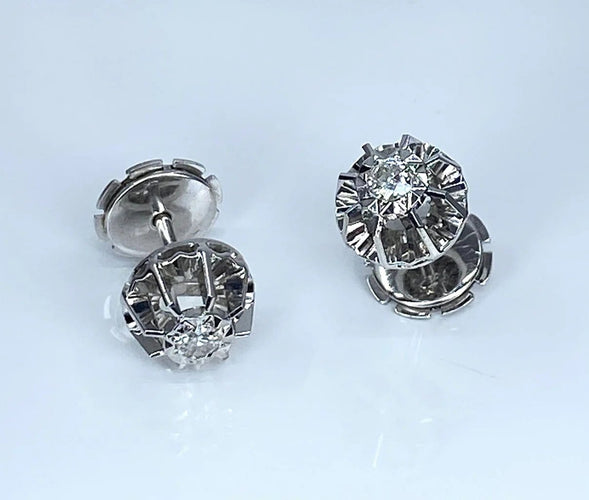 Boucles d'oreilles Boucles d’oreilles en or blanc 18 carats et diamants 58 Facettes AB662