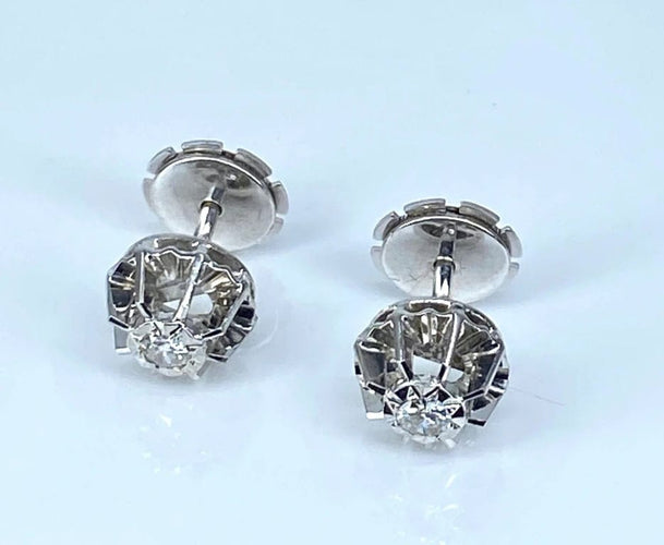 Boucles d'oreilles Boucles d’oreilles en or blanc 18 carats et diamants 58 Facettes AB662