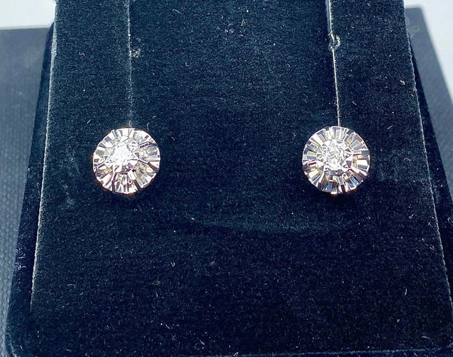 Boucles d'oreilles Boucles d’oreilles en or blanc 18 carats et diamants 58 Facettes AB662