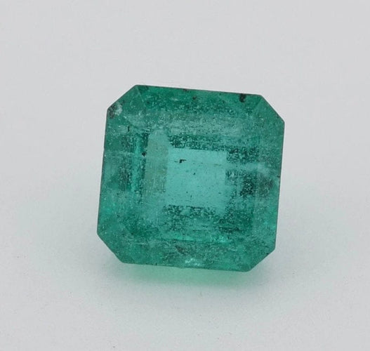 Gemstone Émeraude naturelle non huilée 1,39 ct avec certificat 58 Facettes 183