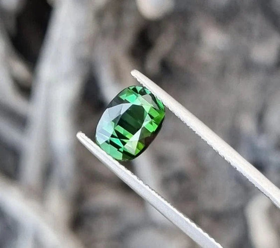 Gemstone Tourmaline verte - Pierre 2,08 ct taille coussin 58 Facettes 8