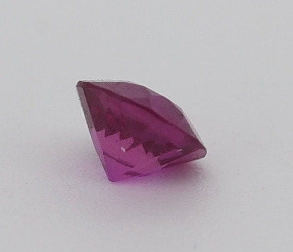 Gemstone Rubis naturel 0,35 ct non chauffé de Birmanie 58 Facettes 48