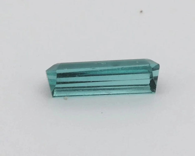 Gemstone Tourmaline bleue indigolite naturelle 0,74 ct 58 Facettes 22