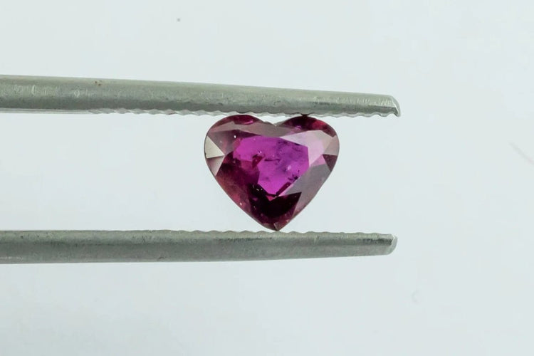 Gemstone Rubis naturel chauffé 1,03 ct de Birmanie avec certificat GFCO 58 Facettes 475