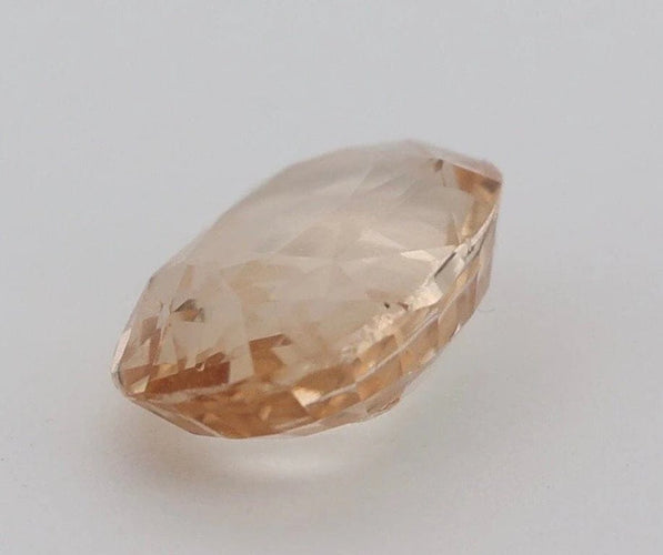 Gemstone Saphir orange ovale non chauffé non traité 2,70 ct avec certificat CGL 58 Facettes 452