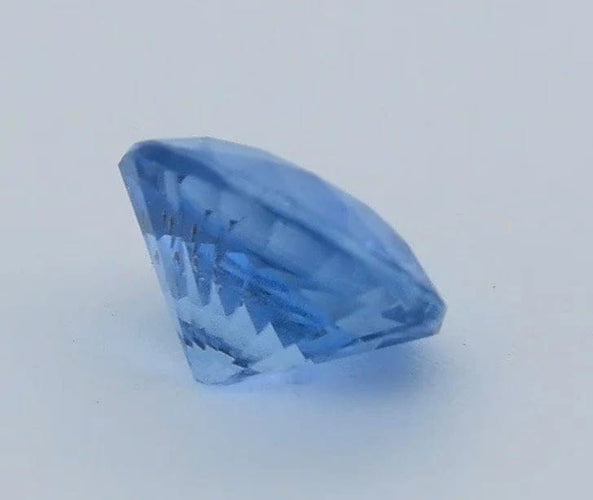 Gemstone Saphir bleu naturel 0,99 ct non chauffé avec certificat CGL 58 Facettes 446