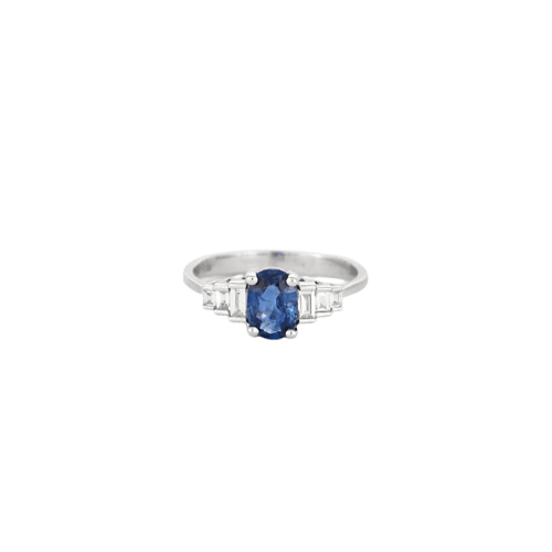 Bague 54 Bague en or blanc 18 ct avec saphir bleu et diamants 58 Facettes