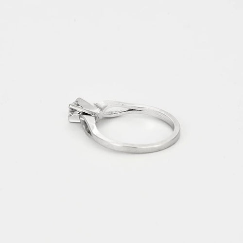Bague 52 Bague en or blanc 18 carats avec diamant 0,15 ct 58 Facettes