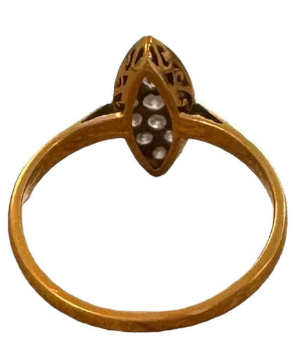 Bague 55 Bague marquise en or jaune 750 et diamants 58 Facettes
