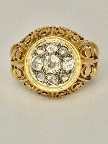 Bague 57 Bague dôme pavée de diamants en or jaune 750 58 Facettes