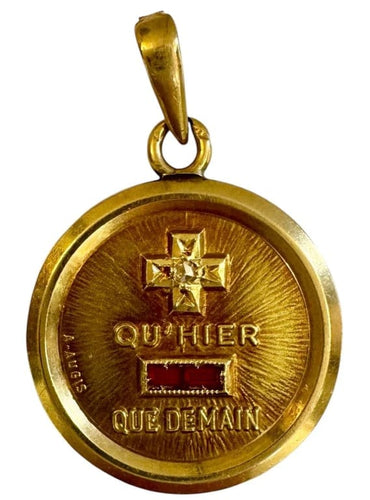 Pendentif Médaille religieuse en or jaune 750 ornée de diamant et rubis 58 Facettes