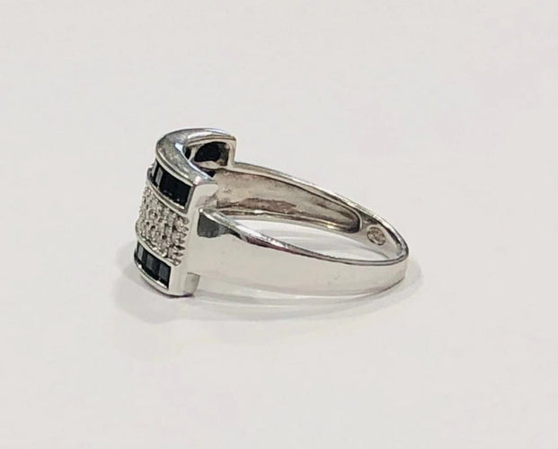 Bague 56 Bague en or blanc 18K avec saphirs et diamants 58 Facettes