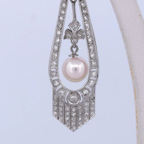 Boucles d'oreilles Boucles d’oreilles Art déco en or blanc 18 carats, perles Akoya et diamants 58 Facettes OR106