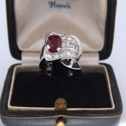 Bague 47 Bague cocktail vintage en or blanc 18 carats rubis et diamants 58 Facettes AN463