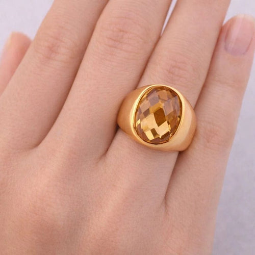 Bague 53 Bague vintage en or jaune 18 carats et quartz citrine 58 Facettes AN553