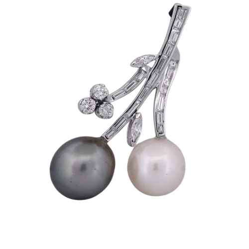 Pendentif Pendentif en or blanc 18 carats avec perles Akoya et diamants 58 Facettes
