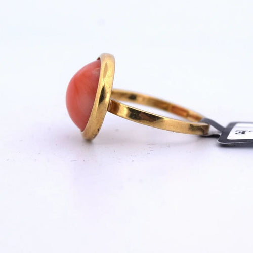 Bague 48 Bague corail en or jaune 18 carats - années 1980 58 Facettes