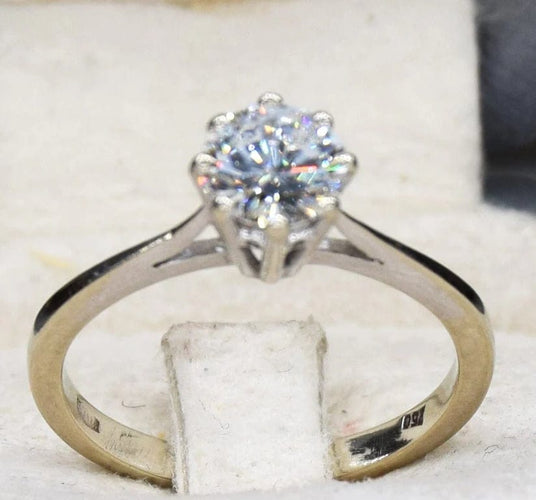 Bague 52 Solitaire - Bague en or blanc 18 carats et diamant 0,70 ct 58 Facettes
