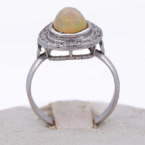 Bague 60 Bague Art déco en or blanc 18 ct avec opale et diamants 58 Facettes AN100 (0069)