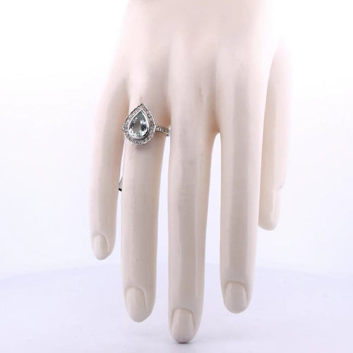 Bague 54 Bague en or blanc 18 carats avec aigue-marine et diamants 58 Facettes