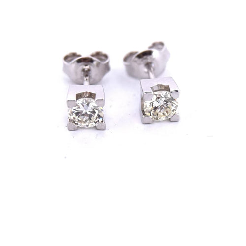 Boucles d'oreilles Boucles d'oreilles en or blanc 18 kt avec diamants 58 Facettes
