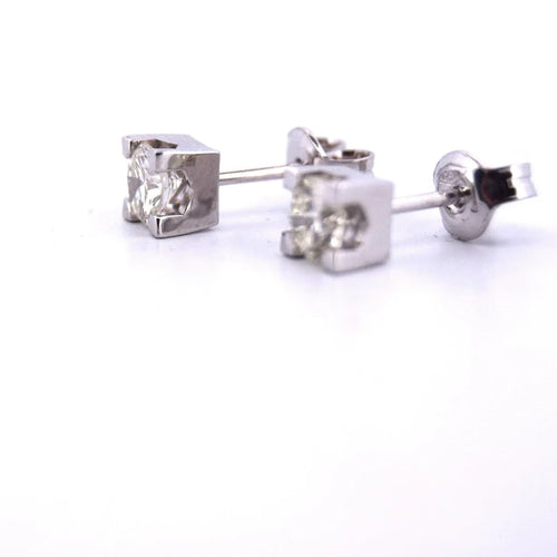 Boucles d'oreilles Boucles d'oreilles en or blanc 18 kt avec diamants 58 Facettes