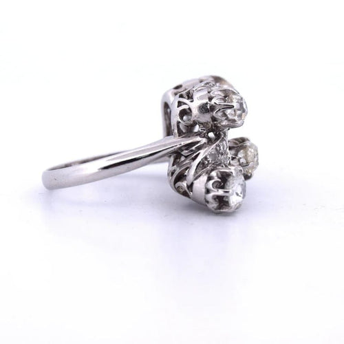 Bague 53 Bague vintage années 1940 en or blanc 18 carats et diamants 58 Facettes