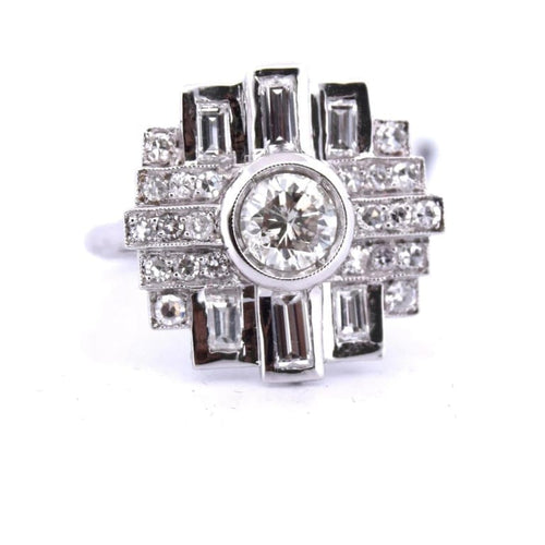Bague 54 Bague Art déco en or blanc 18 kt avec diamants 58 Facettes AN388