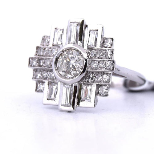 Bague 54 Bague Art déco en or blanc 18 kt avec diamants 58 Facettes AN388