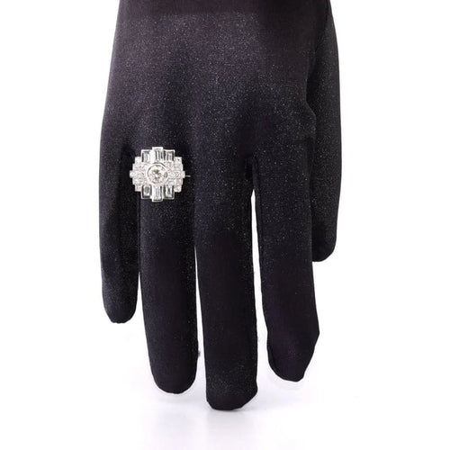 Bague 54 Bague Art déco en or blanc 18 kt avec diamants 58 Facettes AN388