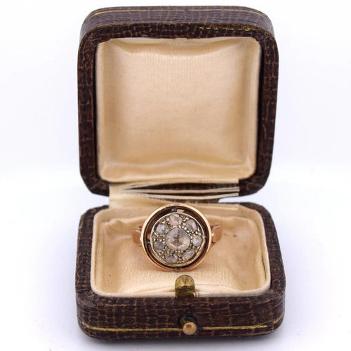 Bague 54 Bague ancienne en or rose avec diamants 58 Facettes