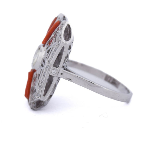 Bague 54 Bague en platine ornée de diamants et de corail 58 Facettes AN380