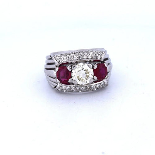 Bague 54 Bague vintage en or blanc 18 carats avec diamants et rubis 58 Facettes