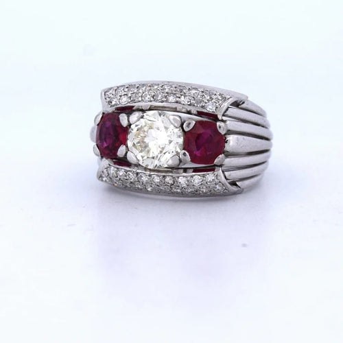 Bague 54 Bague vintage en or blanc 18 carats avec diamants et rubis 58 Facettes