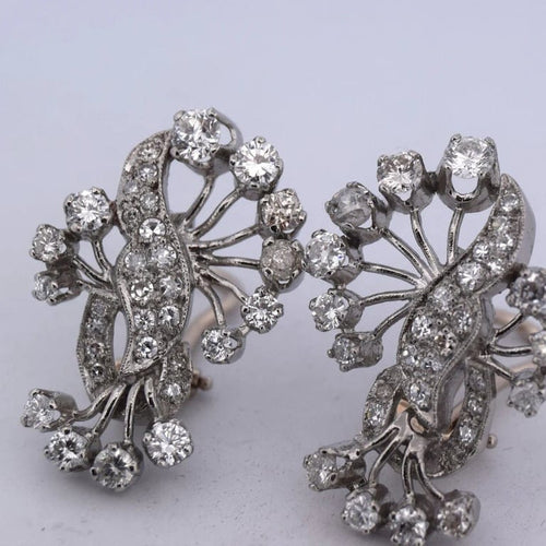 Boucles d'oreilles Boucles d'oreilles en platine avec fermoirs en or jaune et diamants 58 Facettes