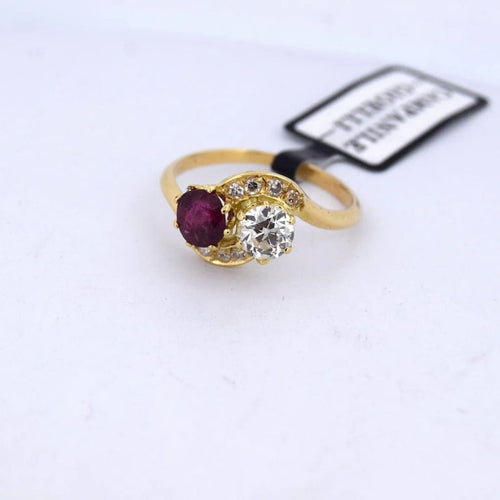 Bague 55 Bague vintage en or jaune 18 carats avec rubis et diamants 58 Facettes