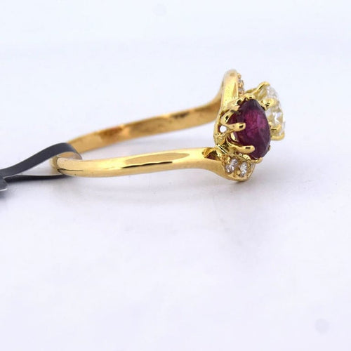 Bague 55 Bague vintage en or jaune 18 carats avec rubis et diamants 58 Facettes
