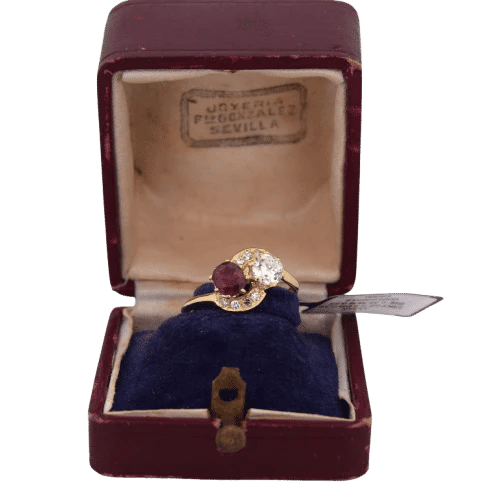Bague 55 Bague vintage en or jaune 18 carats avec rubis et diamants 58 Facettes