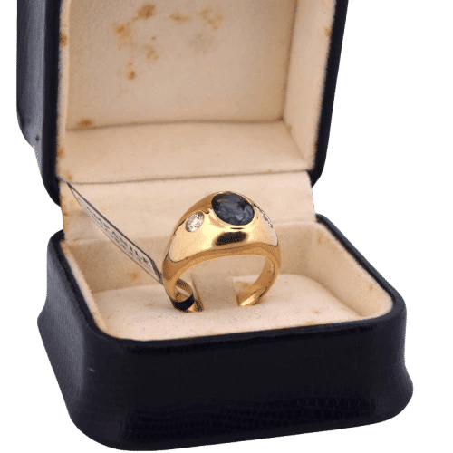Bague 52 Bague vintage en or jaune 18 carats avec saphir 2,80 ct et diamants 58 Facettes