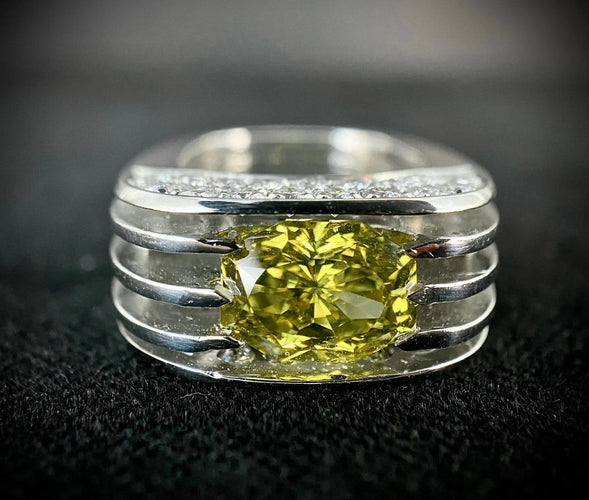 Bague 56 Bague en platine avec diamant jaune taille radiant 58 Facettes