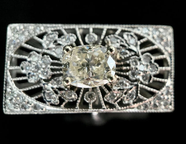 Bague 54 Bague rectangulaire en platine sertie de diamants 58 Facettes