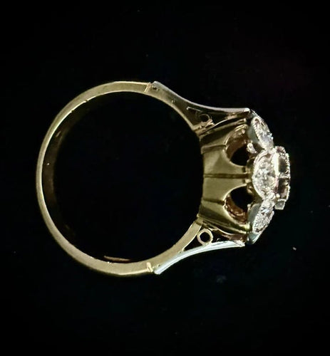 Bague 52.5 Bague en or blanc et jaune 18 carats sertie de diamants 58 Facettes