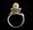 Bague 54.5 Bague en or blanc 18 carats avec perle blanche et diamants 58 Facettes