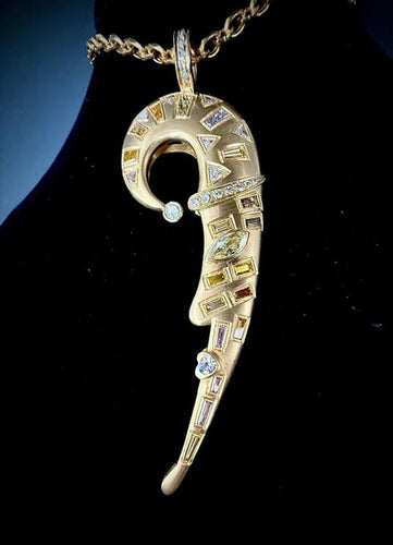 Pendentif Pendentif lune en or jaune 18 carats et diamants 58 Facettes