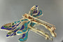 Broche Broche libellule en or jaune 14 carats, émail et diamants 58 Facettes