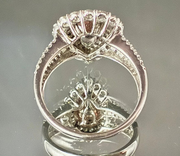 Bague 54 Bague en or blanc 18 carats sertie d’un diamant rose taille poire 58 Facettes