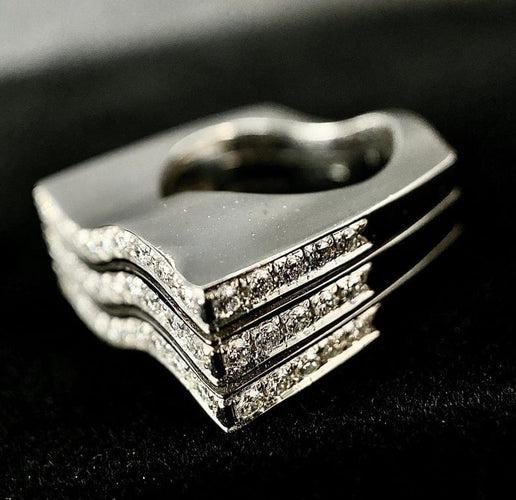 Bague 55 Bague en or blanc 18 carats sertie de 57 diamants taille brillant 58 Facettes