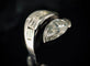 Bague 55 Bague serpent en or blanc 18 carats avec diamant poire 1,25 ct 58 Facettes
